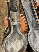 Load image into Gallery viewer, Gold Tone OM-800 Octave Mandolin "New"
