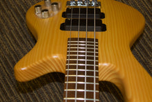 Load image into Gallery viewer, Warwick Streamer Standard Bass - Natural Transparent Finish 4NTS