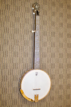 Load image into Gallery viewer, Vega White Oak banjo w/ 11" Pot (No. 2798)