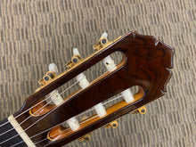 Load image into Gallery viewer, R. Thomas Rein Classical Guitar C. 1988 N. 43