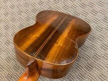 Load image into Gallery viewer, R. Thomas Rein Classical Guitar C. 1988 N. 43
