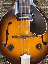 Load image into Gallery viewer, Gibson EM-150 C. 1937 Mandolin