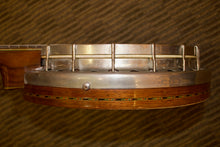Load image into Gallery viewer, Majestic Tenor Banjo c. 1924