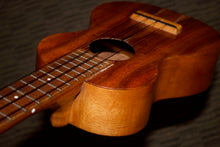 Load image into Gallery viewer, Kamaka Concert Ukulele c. 1955 - Solid Koa!