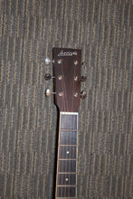 Load image into Gallery viewer, Larrivee D-40 Rosewood (2014)
