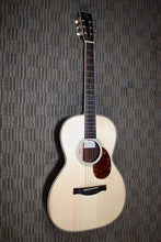 Load image into Gallery viewer, Santa Cruz 000 Model - Adirondack Top
