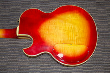 Load image into Gallery viewer, Gibson L5S (1973)
