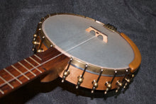 Load image into Gallery viewer, Ome Tupelo 11" Banjo - Cherry
