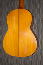 Load image into Gallery viewer, Felix Manzanero Flamenco Guitar 1966
