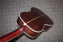 Load image into Gallery viewer, Santa Cruz 000 Model - Adirondack Top
