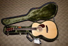Load image into Gallery viewer, Eastman E20-OM-TC Acoustic Guitar (2021)
