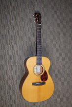 Load image into Gallery viewer, Gallagher Bluegrass Bell - Grand Auditorium Size Guitar - New
