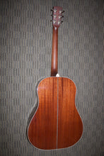 Load image into Gallery viewer, Huss &amp; Dalton DS-14 Slope Shouldered Guitar
