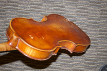 Load image into Gallery viewer, A. Schroetter Vintage &quot;Vals Artist&quot; 4/4/ Violin - Mittenwald Germany
