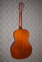 Load image into Gallery viewer, Santa Cruz 000-1929 all-Mahogany guitar
