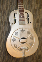Load image into Gallery viewer, National Vintage Steel Delphi Resophonic Guitar w/pickup (2005)
