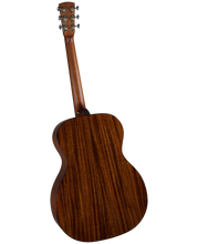 Load image into Gallery viewer, Bristol by Blueridge BL-143 Deluxe Series 000 Guitar - all solid Spruce/Mahogany
