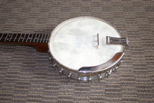 Load image into Gallery viewer, Ode Long-Neck Banjo c. 1960's
