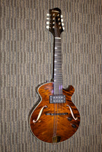 Load image into Gallery viewer, Eastman ER-M El Rey Electric Mandolin 2023 - Nice!
