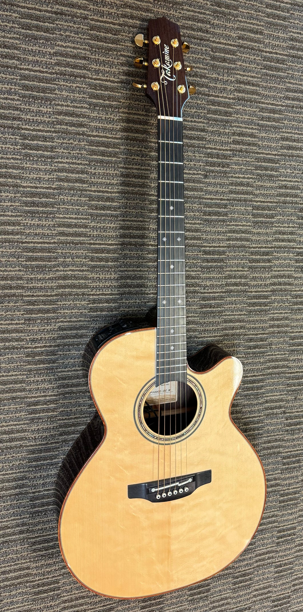 Takamine DMP500CE-DC Acoustic Guitar