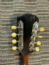 Load image into Gallery viewer, Gibson A4 SN. 70004 1922 Mandolin
