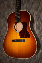 Load image into Gallery viewer, Santa Cruz RS very lightly used - Beautiful!
