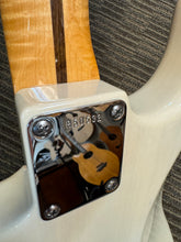 Load image into Gallery viewer, Fender Deluxe Strat - Custom Shop 2010 Antique white
