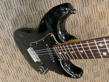 Load image into Gallery viewer, Fender Music Master 1978 Black
