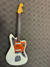 Load image into Gallery viewer, Fender Johnny Marr Jaguar (2017)
