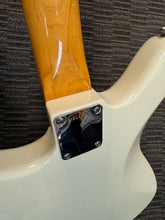 Load image into Gallery viewer, Fender Johnny Marr Jaguar (2017)
