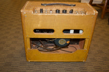 Load image into Gallery viewer, Vintage 1955 Fender Deluxe Amp
