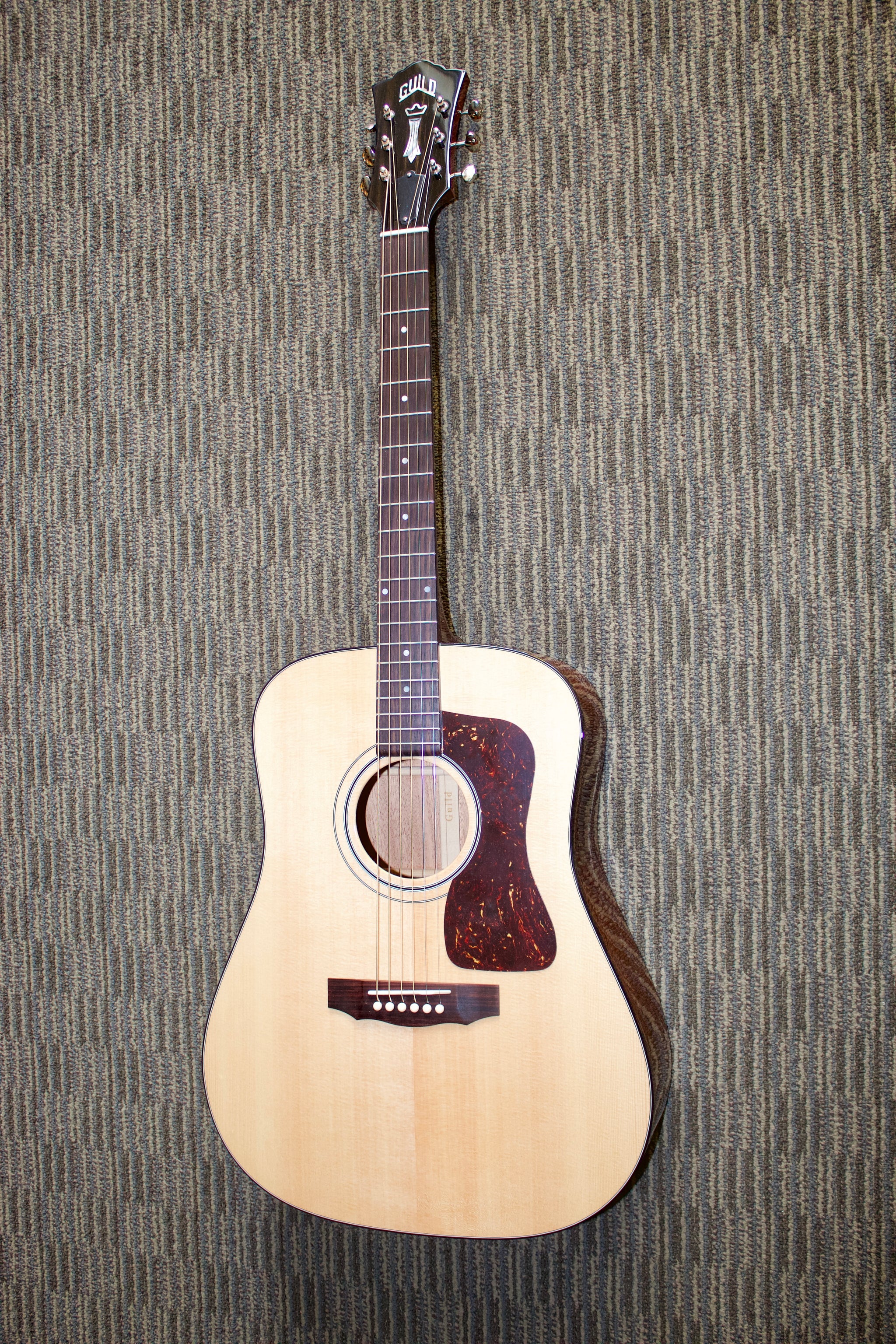 T*0様 GUILD 「D40」アコースティックギター（Made in USA） Guild USA D-40 Traditional - Antique Sunburst for sale at Harrys