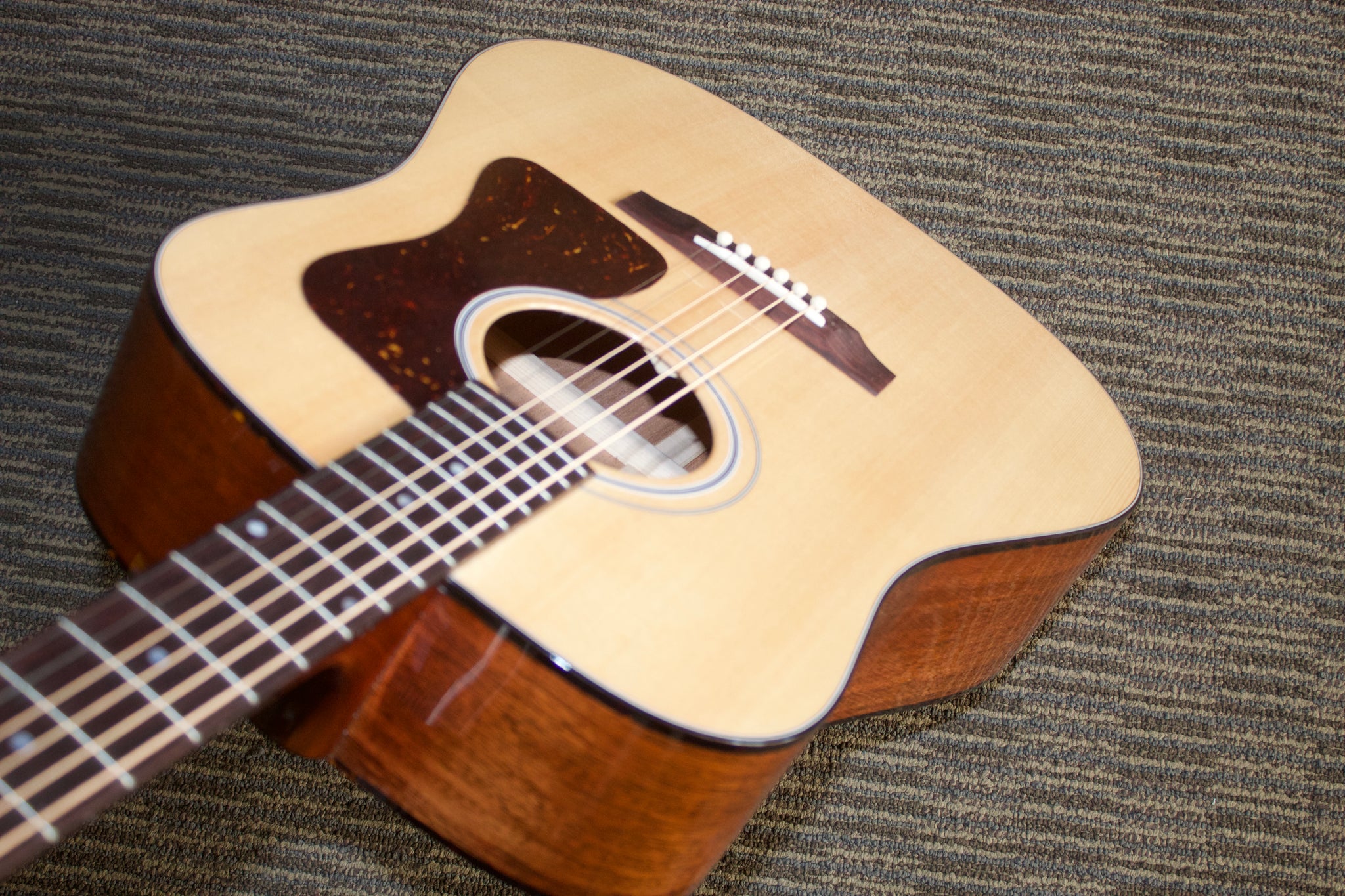 Guild USA D-40 