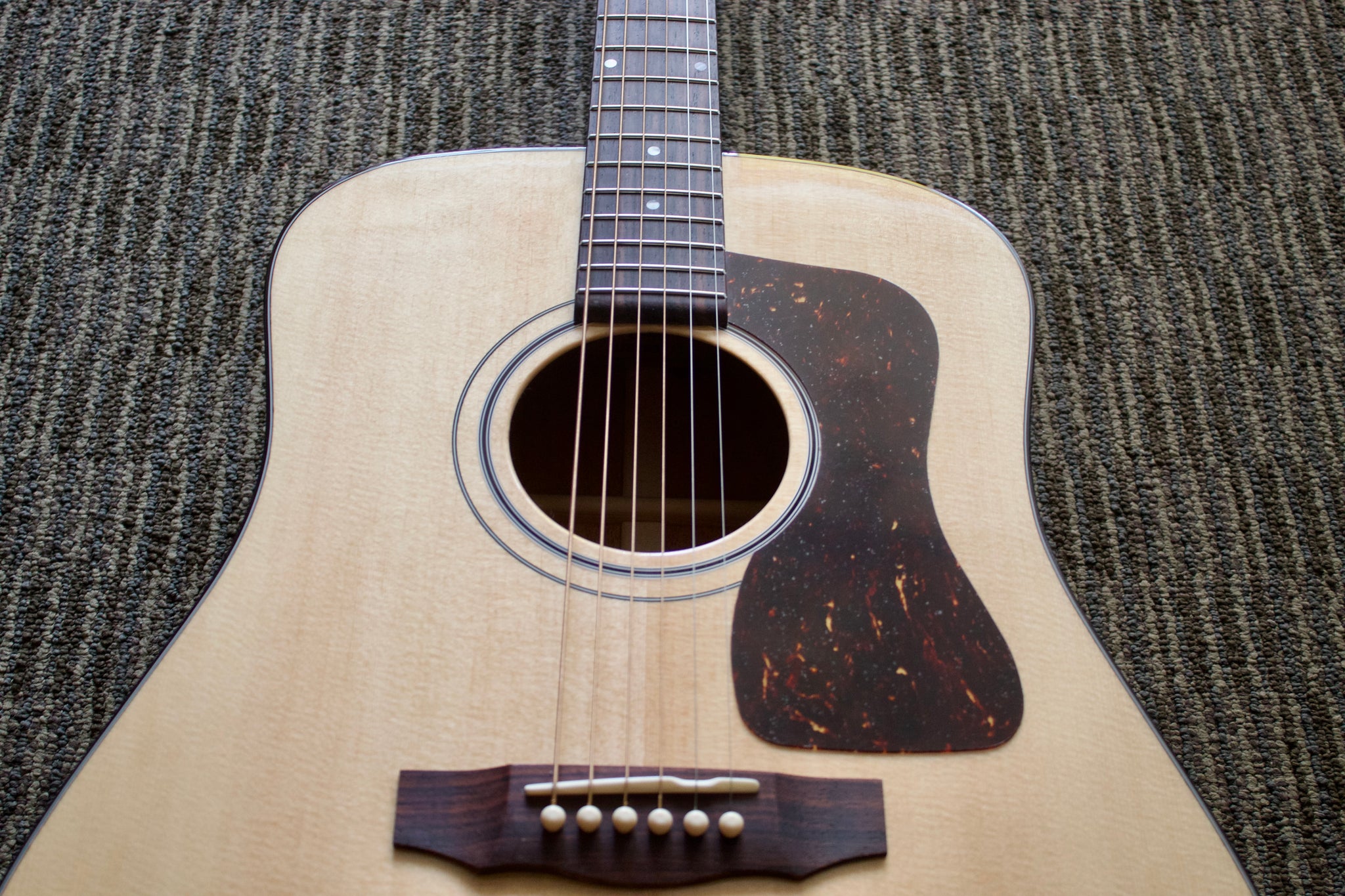 Guild USA D-40 