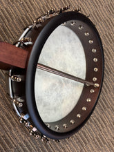 Load image into Gallery viewer, Deering/Vega Old Tyme Wonder Banjo w/ Grand 12" rim with Hardshell case
