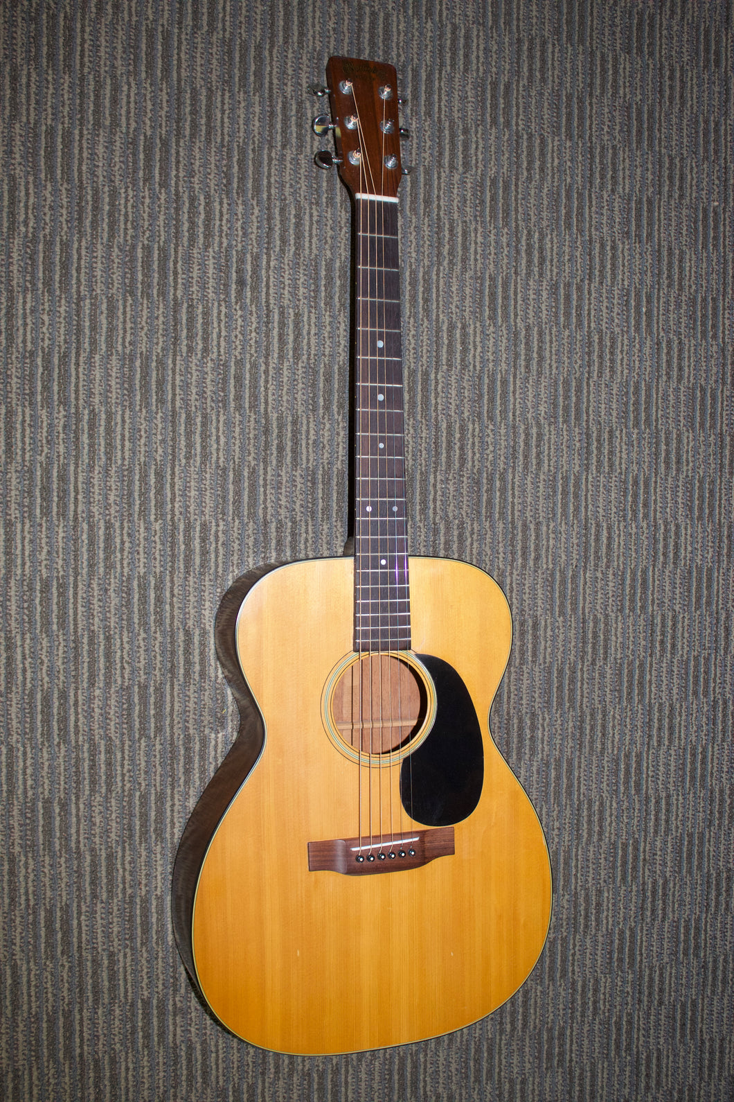 Martin 000-18 (1972)