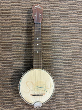 Load image into Gallery viewer, Gibson Banjolele Vintage C. 1940
