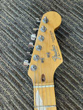 Load image into Gallery viewer, Fender American Stratocaster 1984
