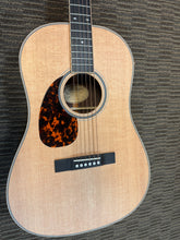 Load image into Gallery viewer, Larrivee SD-40 Rosewood Guitar Lefty
