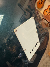 Load image into Gallery viewer, Fender American stratocaster C. 1984
