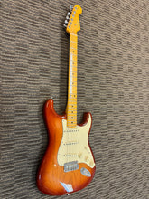Load image into Gallery viewer, Fender American Pro II Stratocaster 2024 70th anniversary - Sunset Burst
