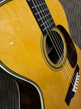 Load image into Gallery viewer, Martin 000-28EC Eric Clapton Acoustic Guitar (2019)
