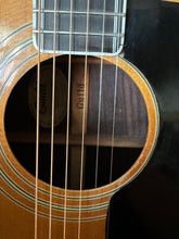 Load image into Gallery viewer, Guild D-55NT 1982 Acoustic Guitar
