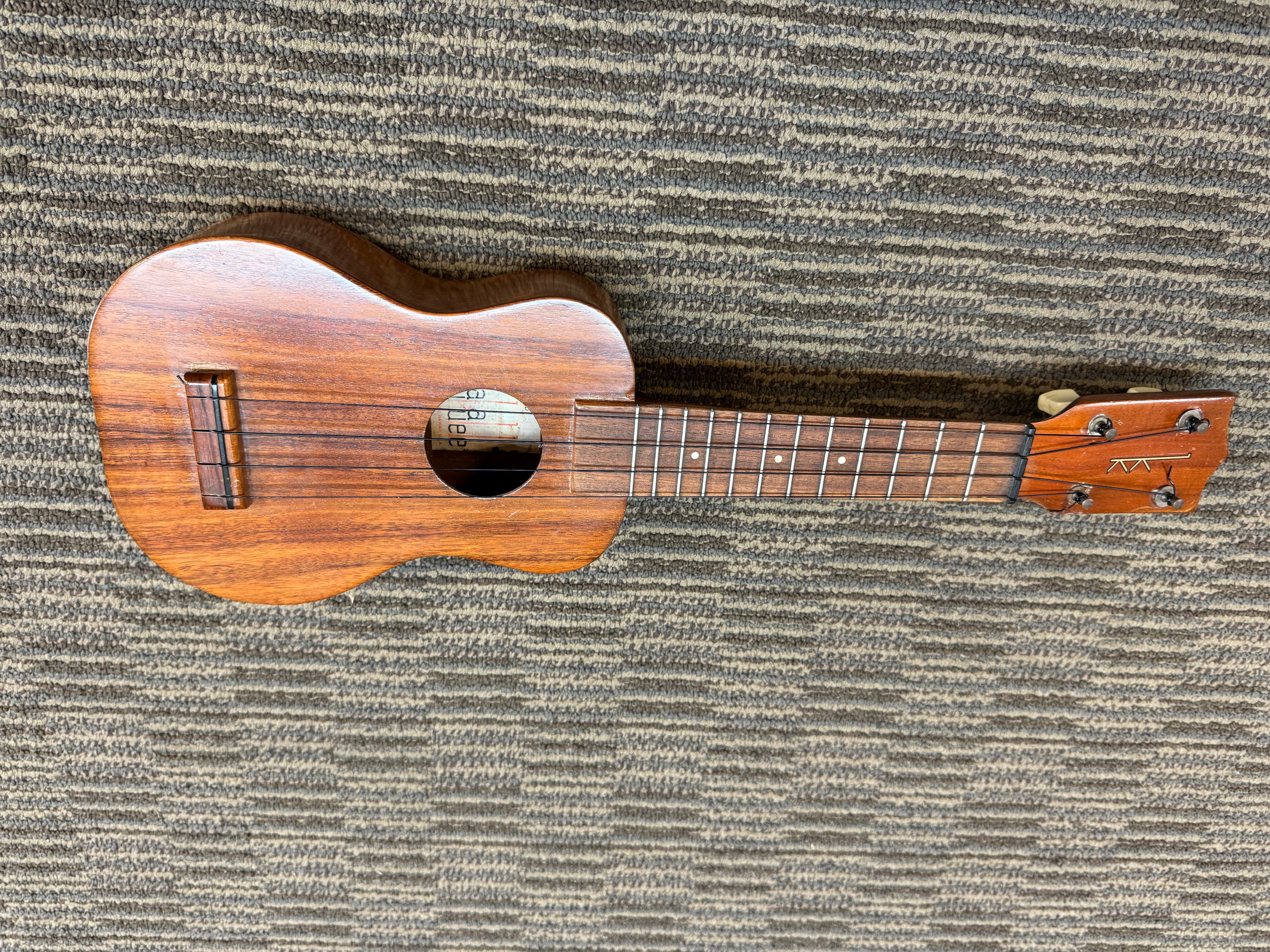 Kamaka Soprano Ukulele vintage – Jakes Main Street Music