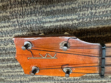 Load image into Gallery viewer, Kamaka Soprano Ukulele vintage
