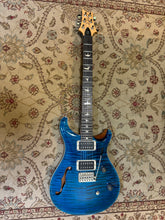 Load image into Gallery viewer, PRS CE24 Electric guitar blue matteo &quot;Used&quot; (2022)
