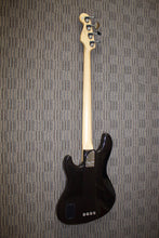 Load image into Gallery viewer, Fender American Deluxe Jazz Bass - 2006 Montego Black

