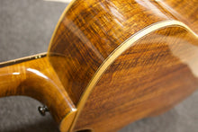 Load image into Gallery viewer, John H Kinnaird Handbuilt Guitar No. 56 2006 - Jakes Main Street Music
