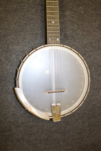 Load image into Gallery viewer, Vega &quot;Pete Seeger&quot; Long-neck Banjo (1961) - Jakes Main Street Music
