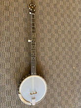 Load image into Gallery viewer, Vega Pete Seeger longneck banjo 1960&#39;s
